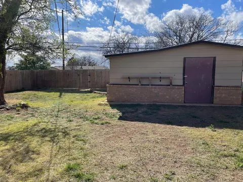 809 Yonkers St, Plainview, TX 79072 photo 19