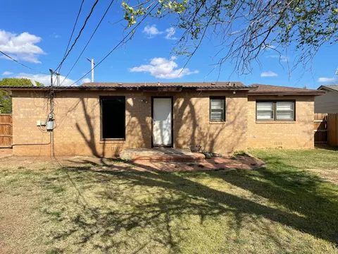 809 Yonkers St, Plainview, TX 79072 photo 16
