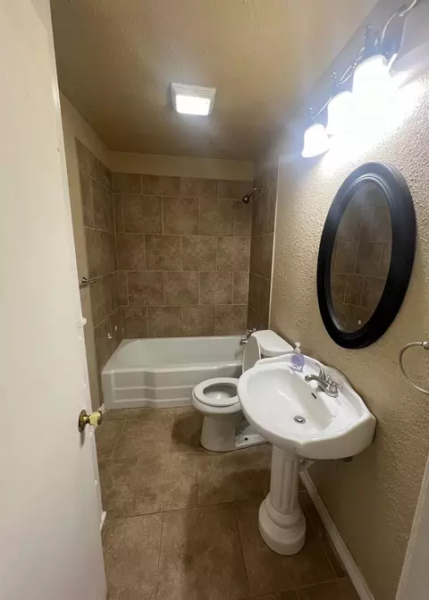 809 Yonkers St, Plainview, TX 79072 photo 11