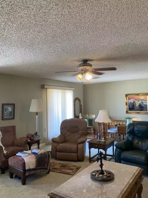 1306 Itasca St, Plainview, TX 79072 photo 5