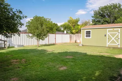 2412 Magan Dr, Plainview, TX 79072 photo 20