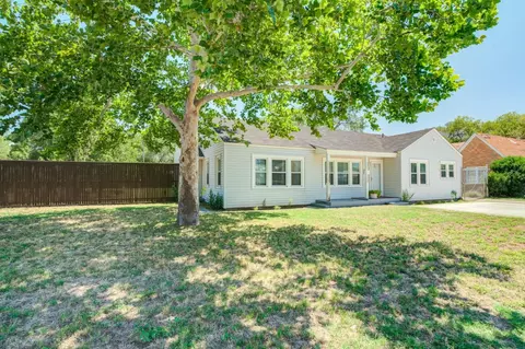 1909 20th St, Lubbock, TX 79411 photo 3