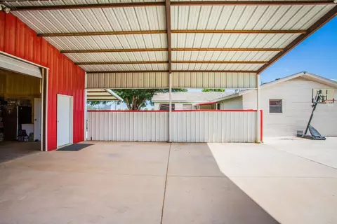 911 E City Limits, Sundown, TX 79372 photo 39
