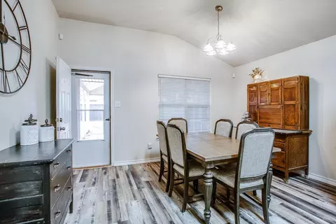 1910 100th St, Lubbock, TX 79423 photo 9
