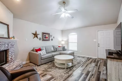 1910 100th St, Lubbock, TX 79423 photo 3