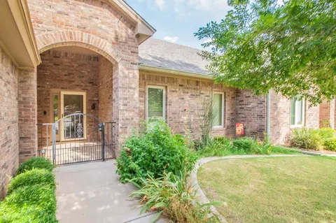 9601 Ithaca Ave, Lubbock, TX 79423 photo 2