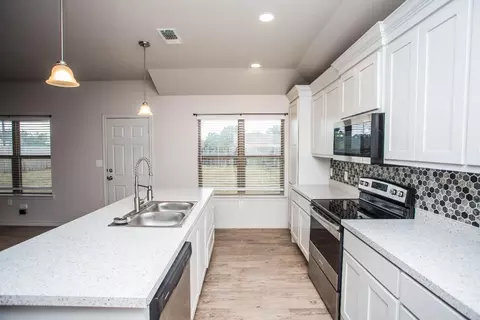 705 Chantilly Ln, Post, TX 79356 photo 7