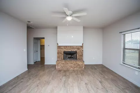 705 Chantilly Ln, Post, TX 79356 photo 4