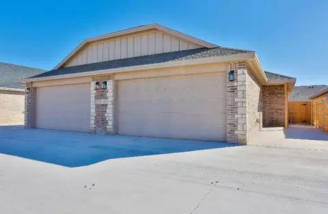 1221 Preston Trl, Wolfforth, TX 79382