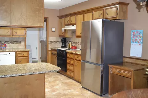 3615 Red Oak Ln, Plainview, TX 79072 photo 14