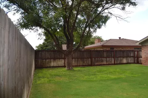3615 Red Oak Ln, Plainview, TX 79072 photo 41