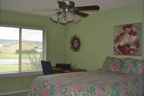 3615 Red Oak Ln, Plainview, TX 79072 photo 22