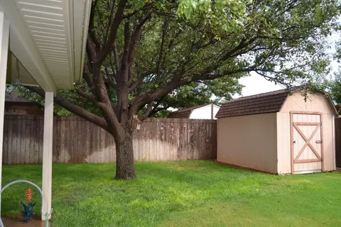 3615 Red Oak Ln, Plainview, TX 79072 photo 43