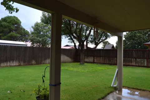 3615 Red Oak Ln, Plainview, TX 79072 photo 37