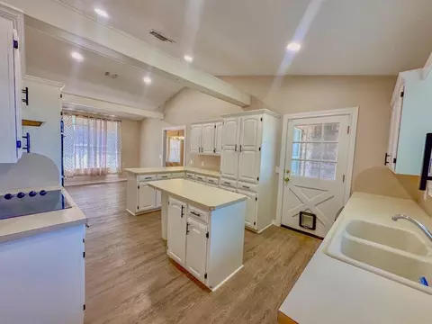 1670 W Us Highway 70, Plainview, TX 79072 photo 14