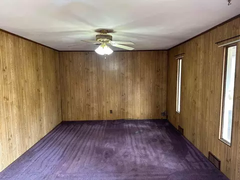 2101 Smythe St, Plainview, TX 79072 photo 4