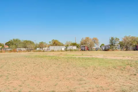 2257 E 50th St, Lubbock, TX 79404 photo 11
