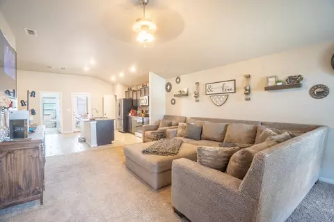 2103 133rd St, Lubbock, TX 79423 photo 4