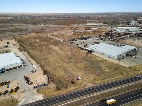 3423 E Slaton Rd, Lubbock, TX 79404
