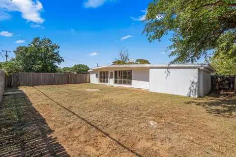 2811 65th St, Lubbock, TX 79413 photo 33