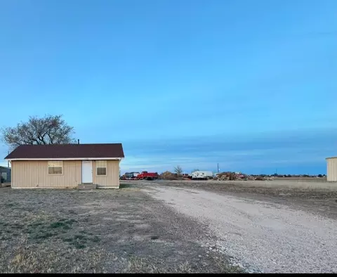 1706 W 26th, Plainview, TX 79072 photo 7
