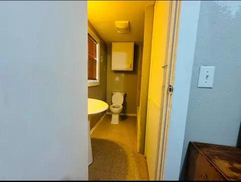 1706 W 26th, Plainview, TX 79072 photo 6