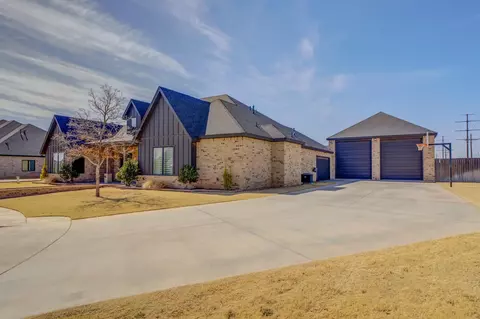 10702 Huron Ave, Lubbock, TX 79424 photo 3
