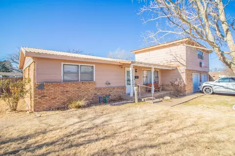201 Thomas Blvd, Plainview, TX 79072 photo 1