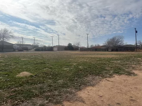 2310 Globe Ave, Lubbock, TX 79404 photo 1