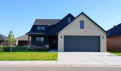 712 E 19th St, Wolfforth, TX 79382