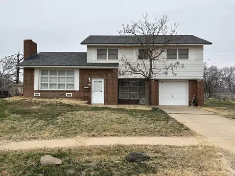 2802 Walnut Ave, Lubbock, TX 79404
