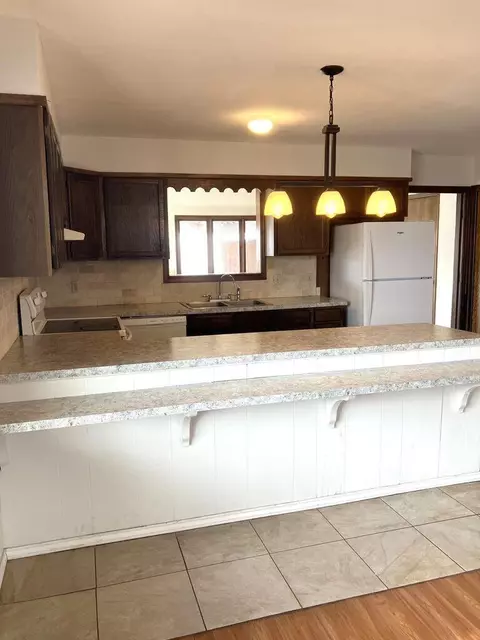 Kitchen - 1001 Jefferson St, Plainview, TX 79072 photo 4 of 4