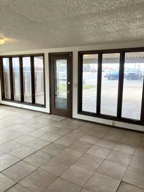 Other - 1001 Jefferson St, Plainview, TX 79072 photo 9 of 10
