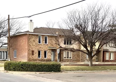 1001 Jefferson St, Plainview, TX 79072