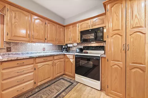 3002 Castro St, Plainview, TX 79072 photo 14