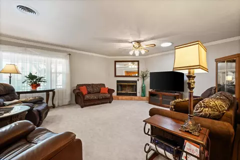 3002 Castro St, Plainview, TX 79072 photo 6