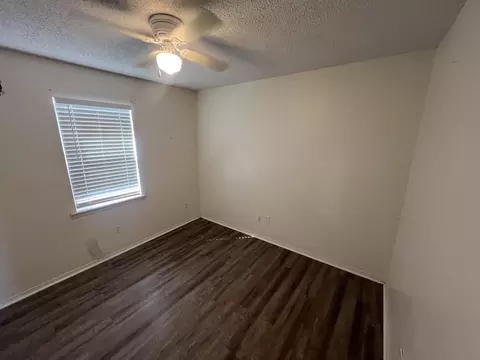 807 E 79th St, Lubbock, TX 79404 photo 8