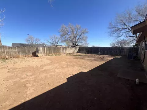 807 E 79th St, Lubbock, TX 79404 photo 14