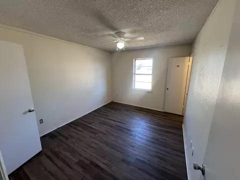 807 E 79th St, Lubbock, TX 79404 photo 6