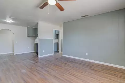 2203 E 29th St, Lubbock, TX 79404 photo 4