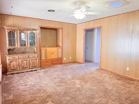 705 2nd St, Plains, TX 79355 photo 8