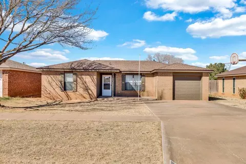 318 E 20th St, Wolfforth, TX 79382 photo 1