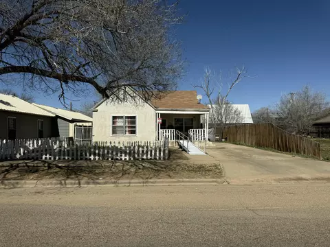 1914 15th St, Lubbock, TX 79401