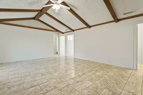 7004 Wayne Ave, Lubbock, TX 79424 photo 9