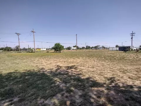 3315 E 4th St, Lubbock, TX 79403