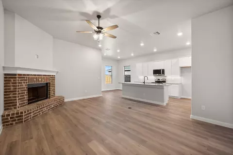 7029 8th St, Lubbock, TX 79416 photo 3