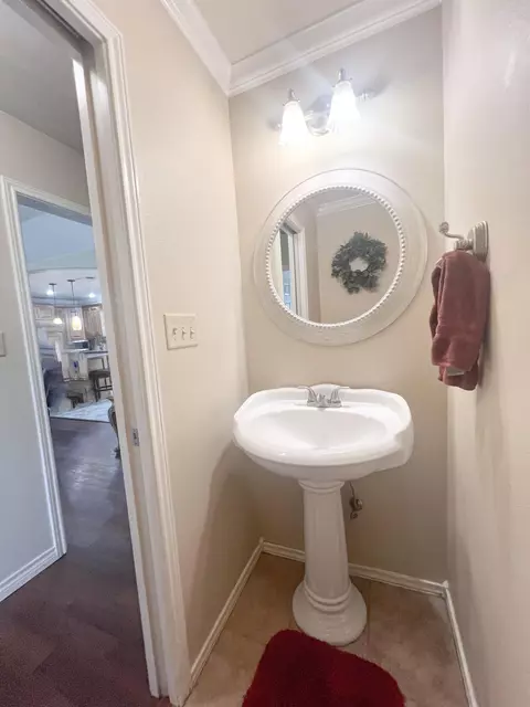 605 S Itasca, Plainview, TX 79072 photo 17