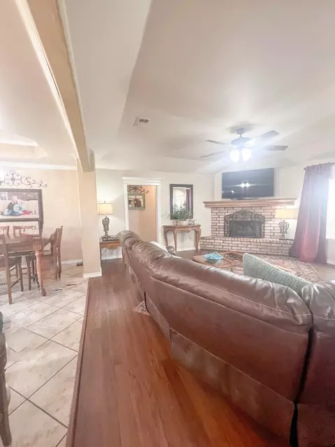 605 S Itasca, Plainview, TX 79072 photo 4