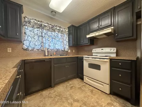 2437 E 30th St, Lubbock, TX 79404 photo 8