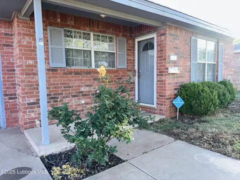 2437 E 30th St, Lubbock, TX 79404 photo 2